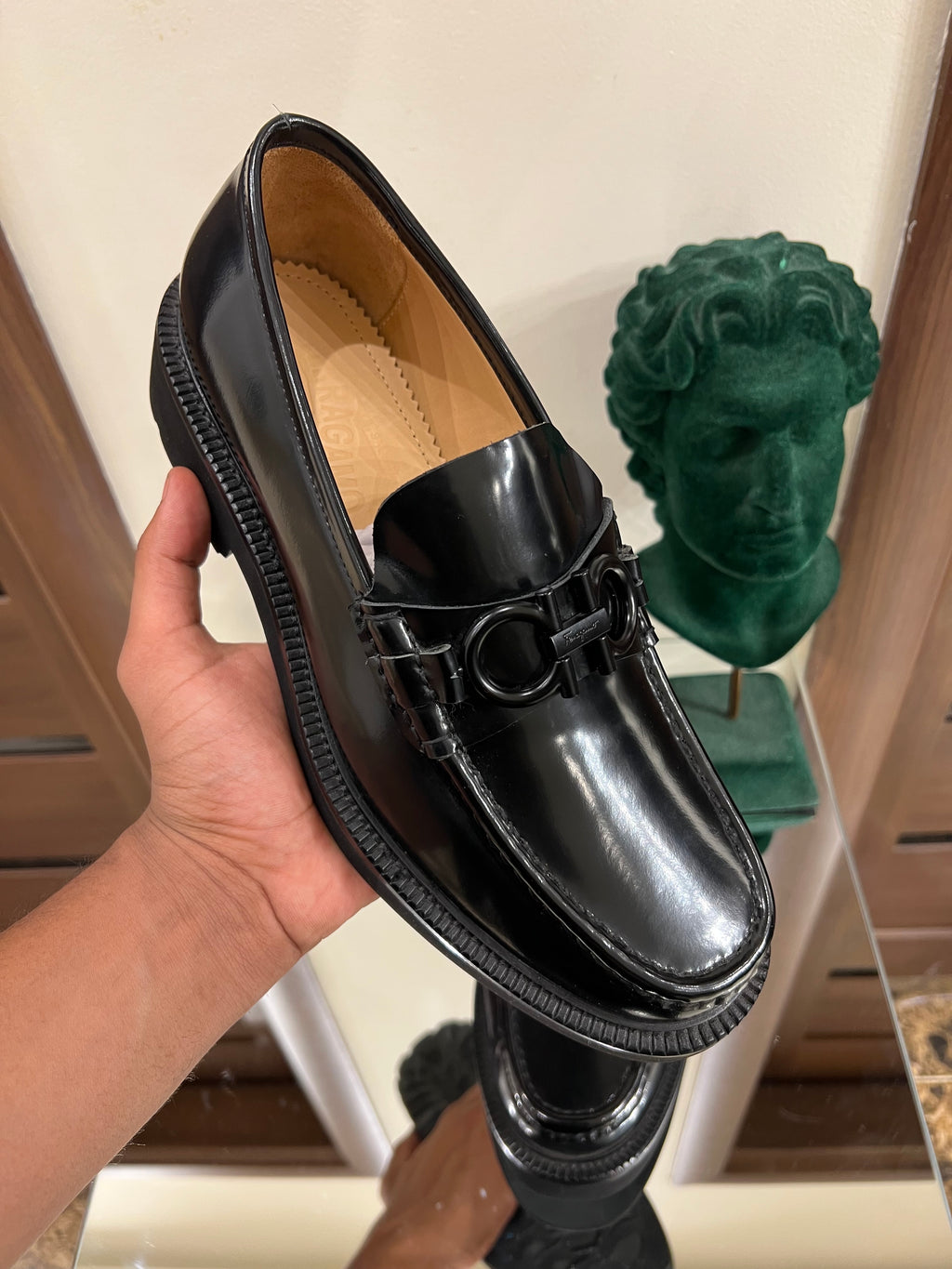 Valentino Classic