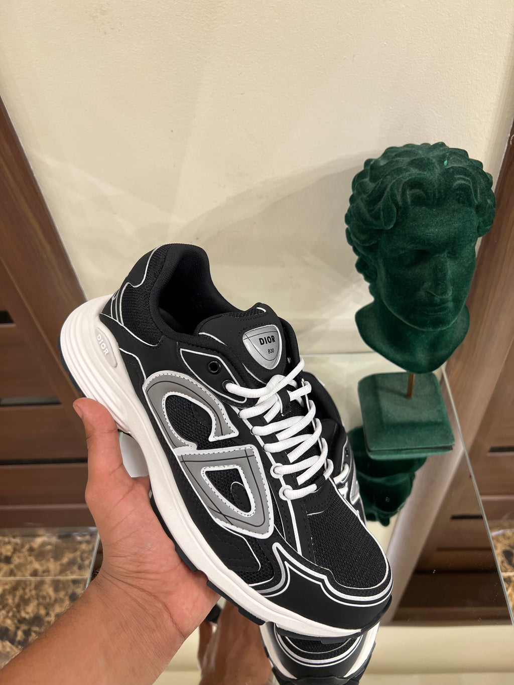 Dior