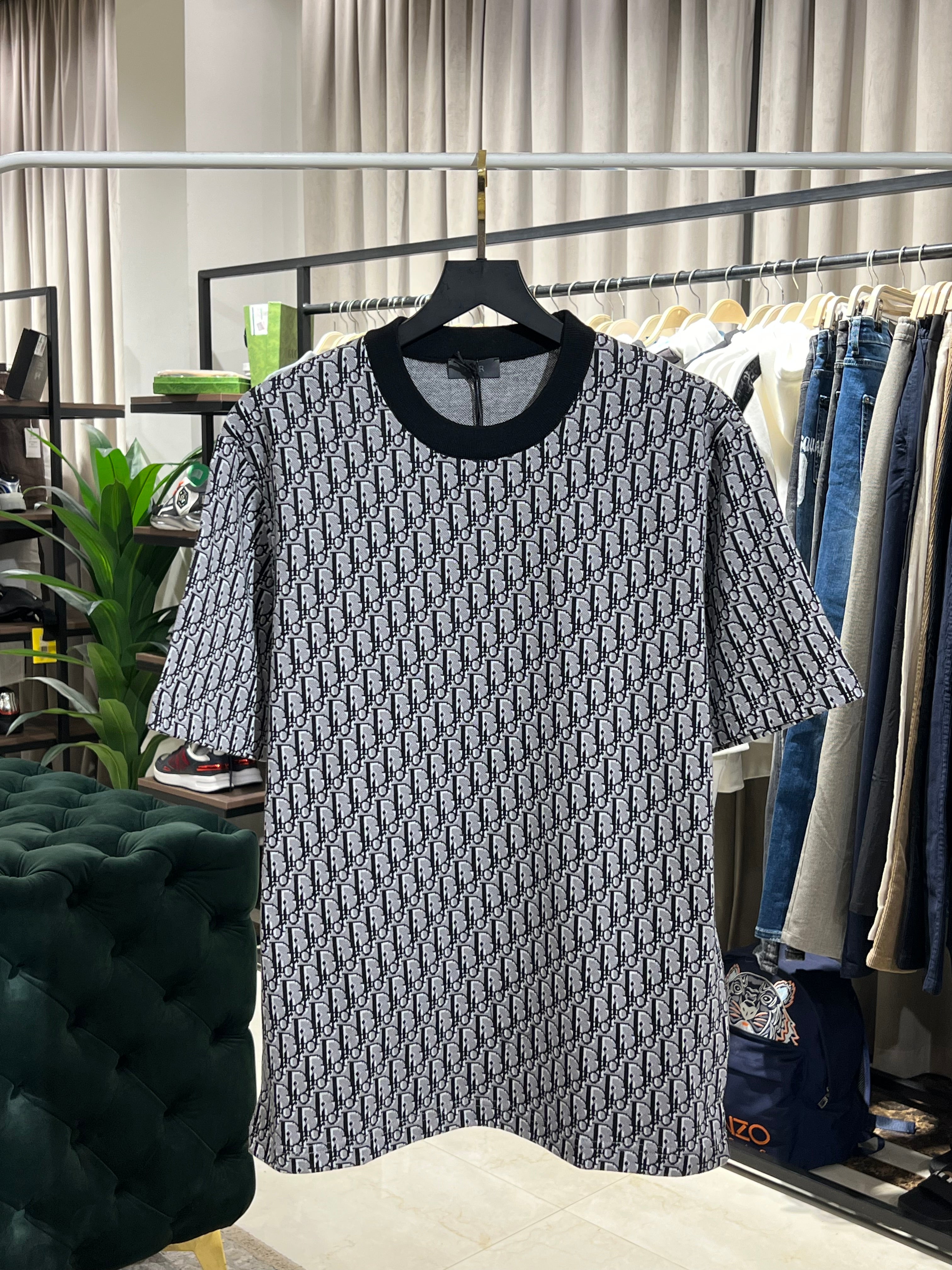T-SHIRT DIOR