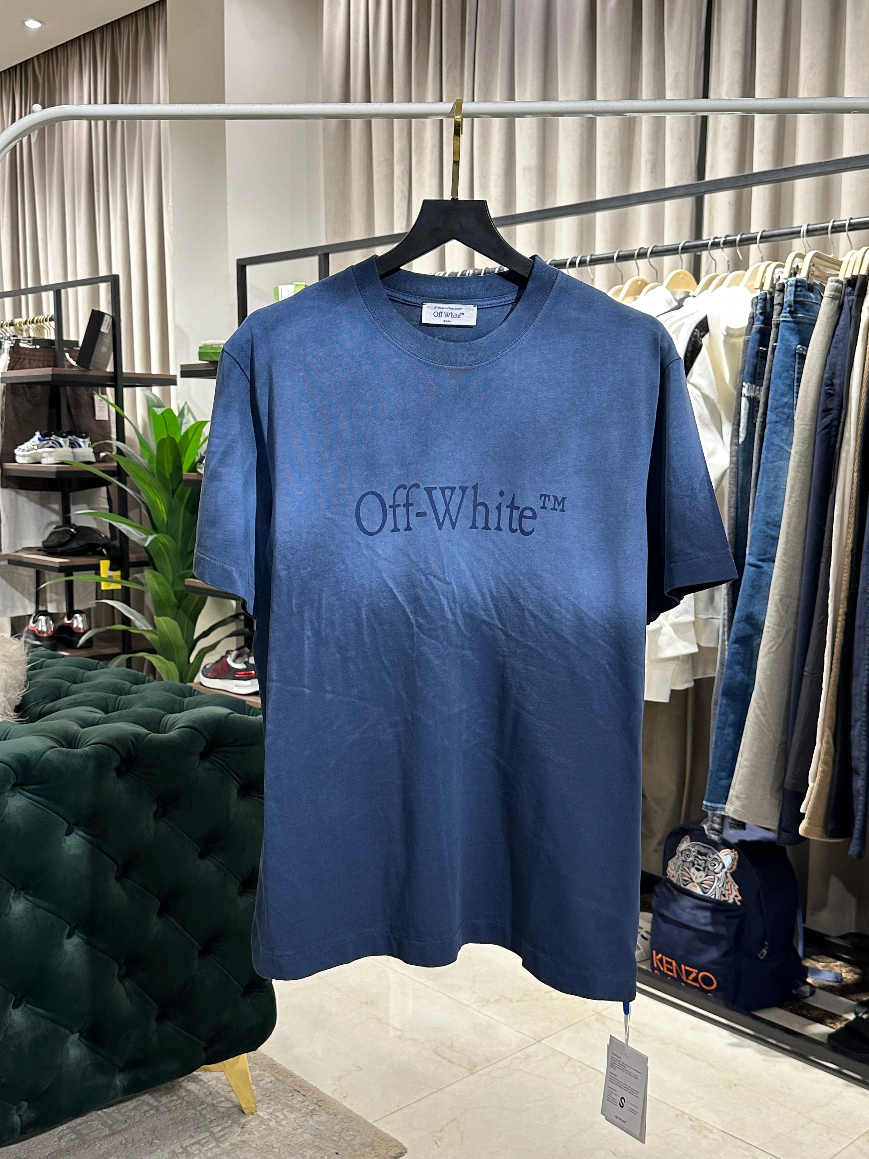 T-SHIRT OFF WHITE