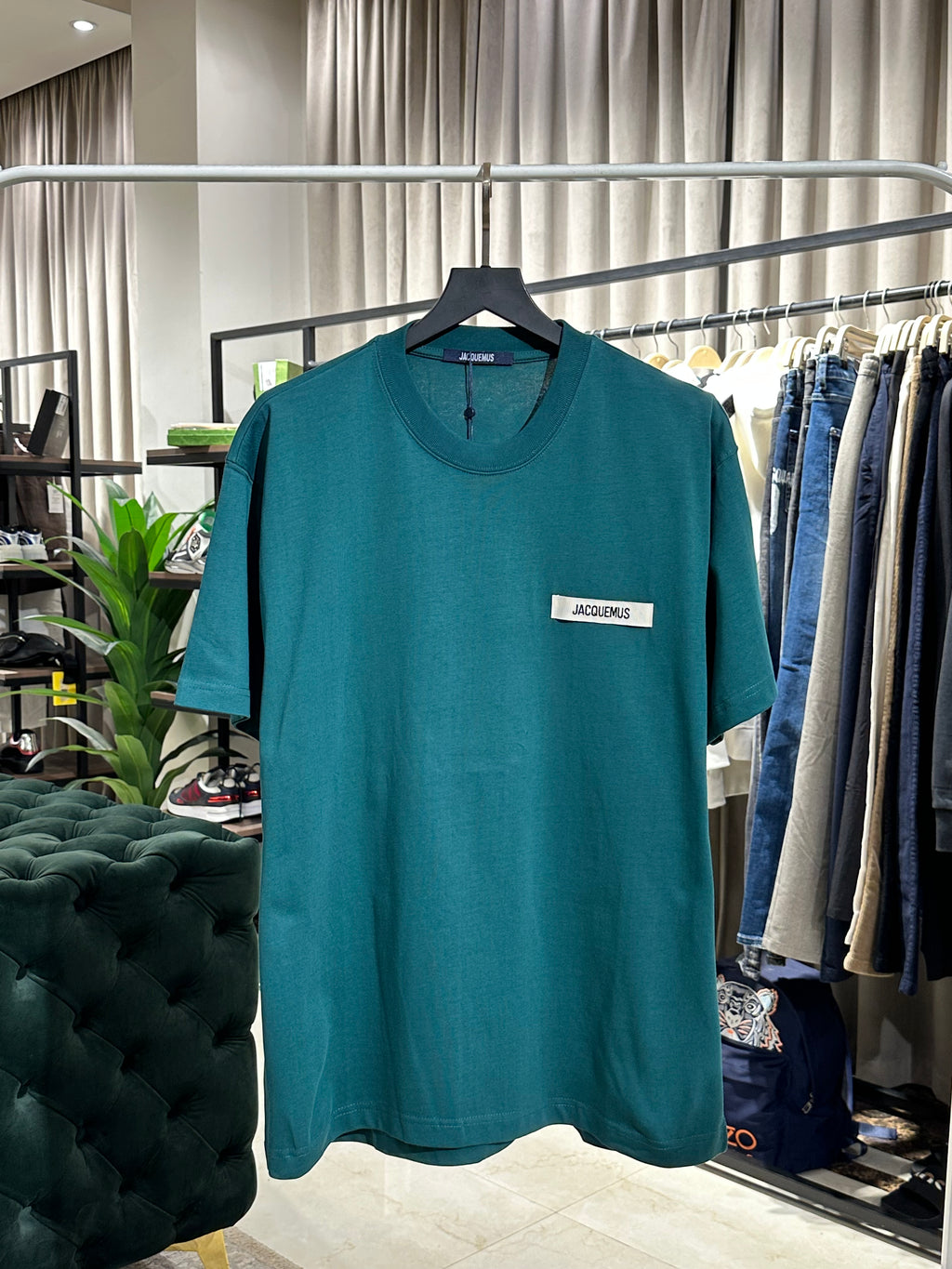 T-SHIRT JACQUMUS
